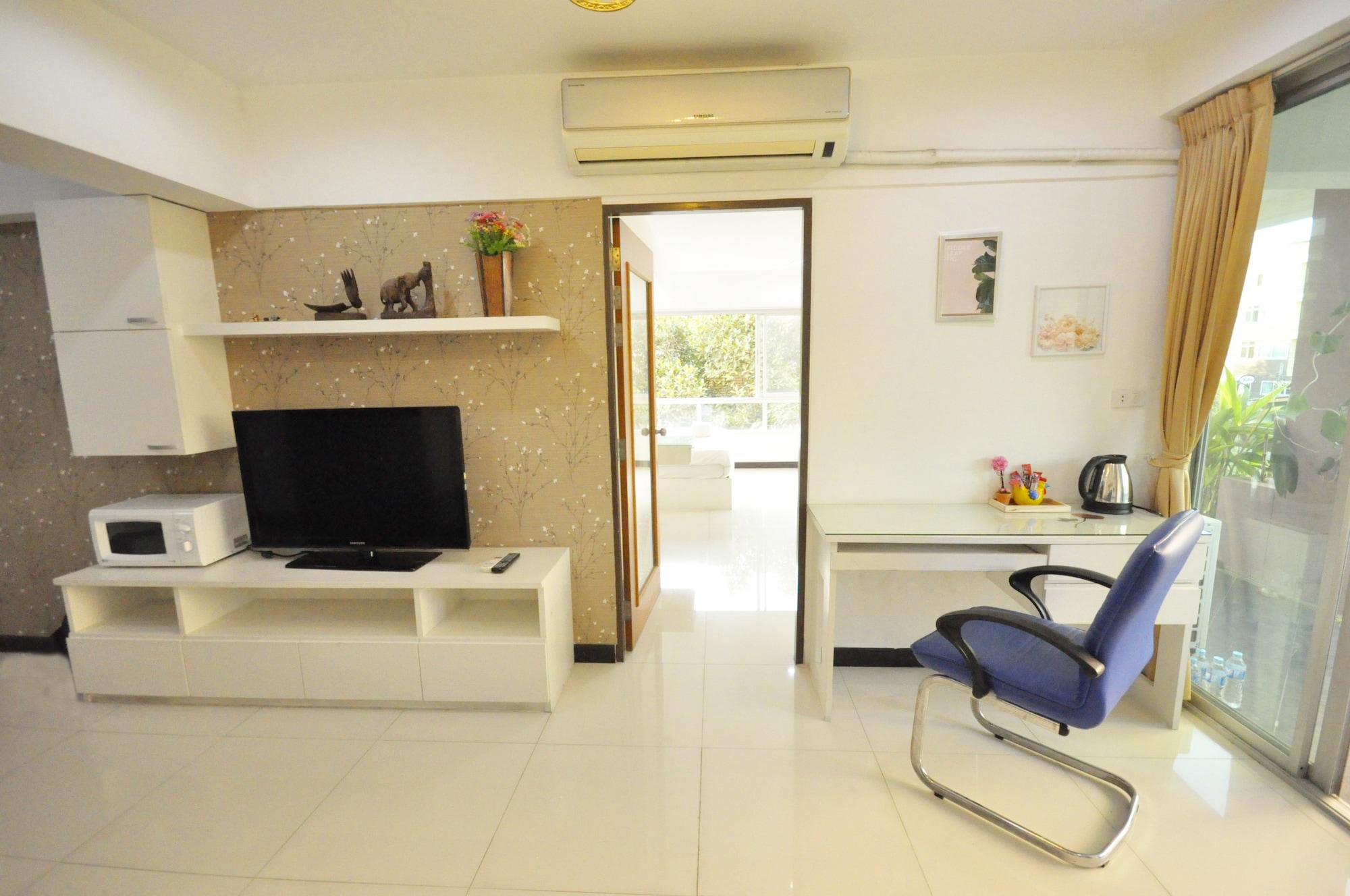 Baansabai Ramaiv Aparthotel Bangkok Exteriör bild