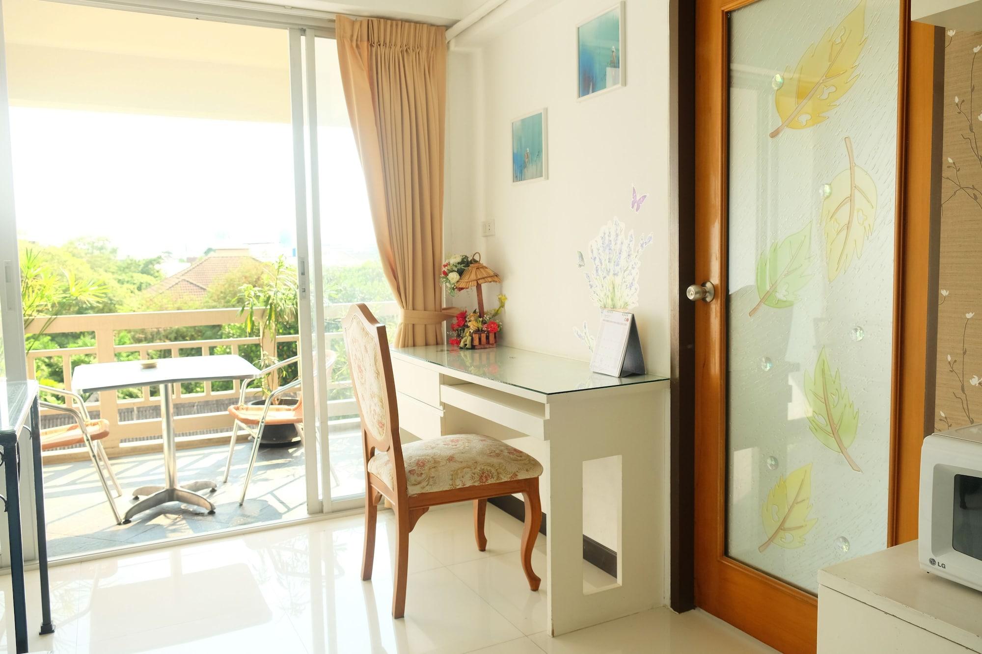 Baansabai Ramaiv Aparthotel Bangkok Exteriör bild